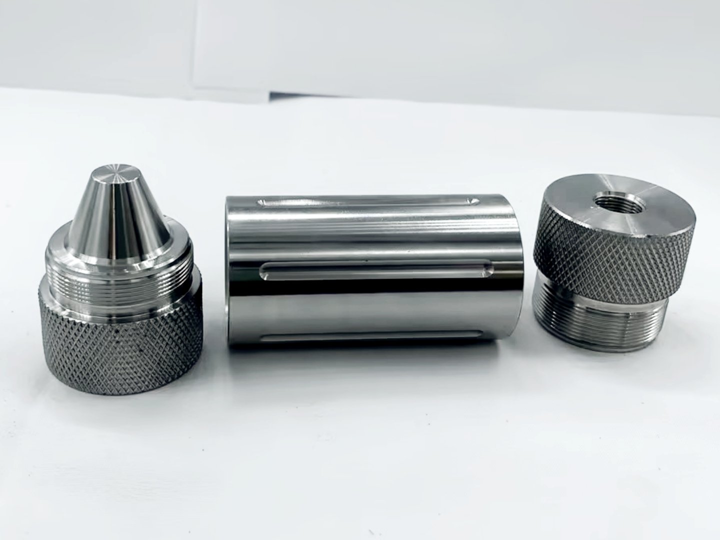 Stainless Steel 2.5 Adaptive Solvent Trap Tube (2)